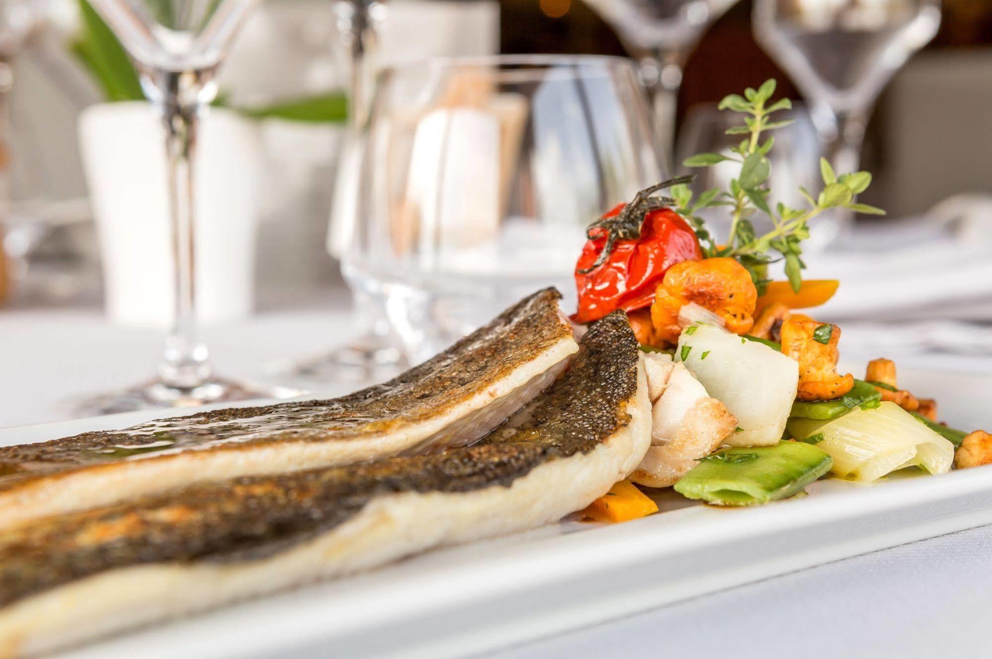 Hotel Restaurant La Tour Dunières Zewnętrze zdjęcie